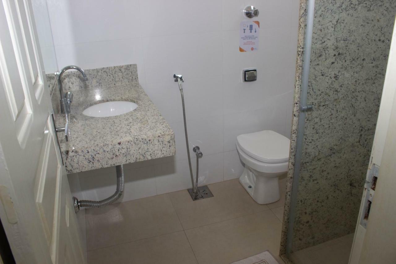 Quarto Econômico com Cama de Casal ou 2 de Solteiro